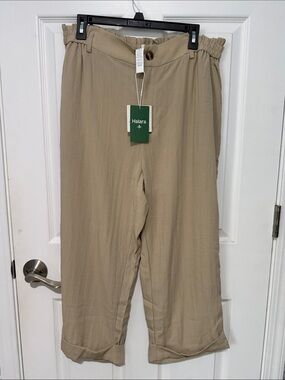 NWT HALARA Tan Wide-Leg Paperbag Waist Pants. Size XL.